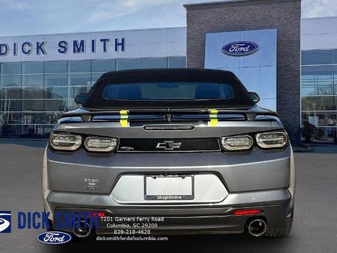 Used 2021 Chevrolet Camaro LT RWD image 5