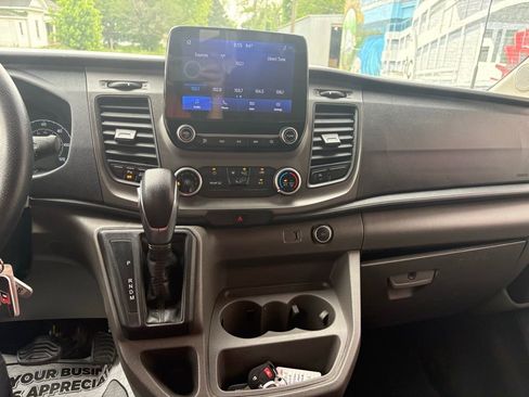 Used 2020 Ford Transit 350 XLT RWD image 25