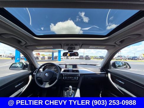 Used 2018 BMW 320i xDrive Sedan AWD/4WD image 39
