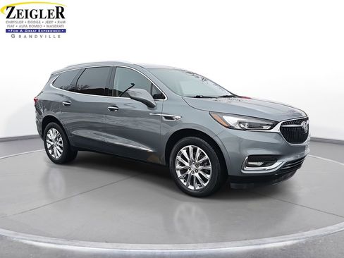 Used 2021 Buick Enclave Essence w/ Trailering Package, 5000 lbs. image 3