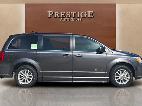 Used 2020 Dodge Grand Caravan SXT image 86