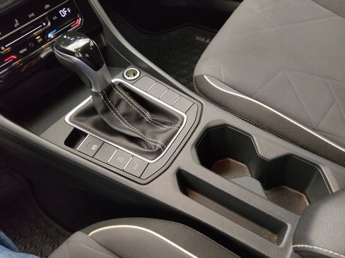 Used 2025 Volkswagen Jetta Sport FWD image 26