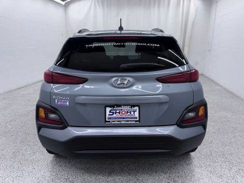 Used 2018 Hyundai Kona SEL w/ SEL Tech Package 02 FWD image 3
