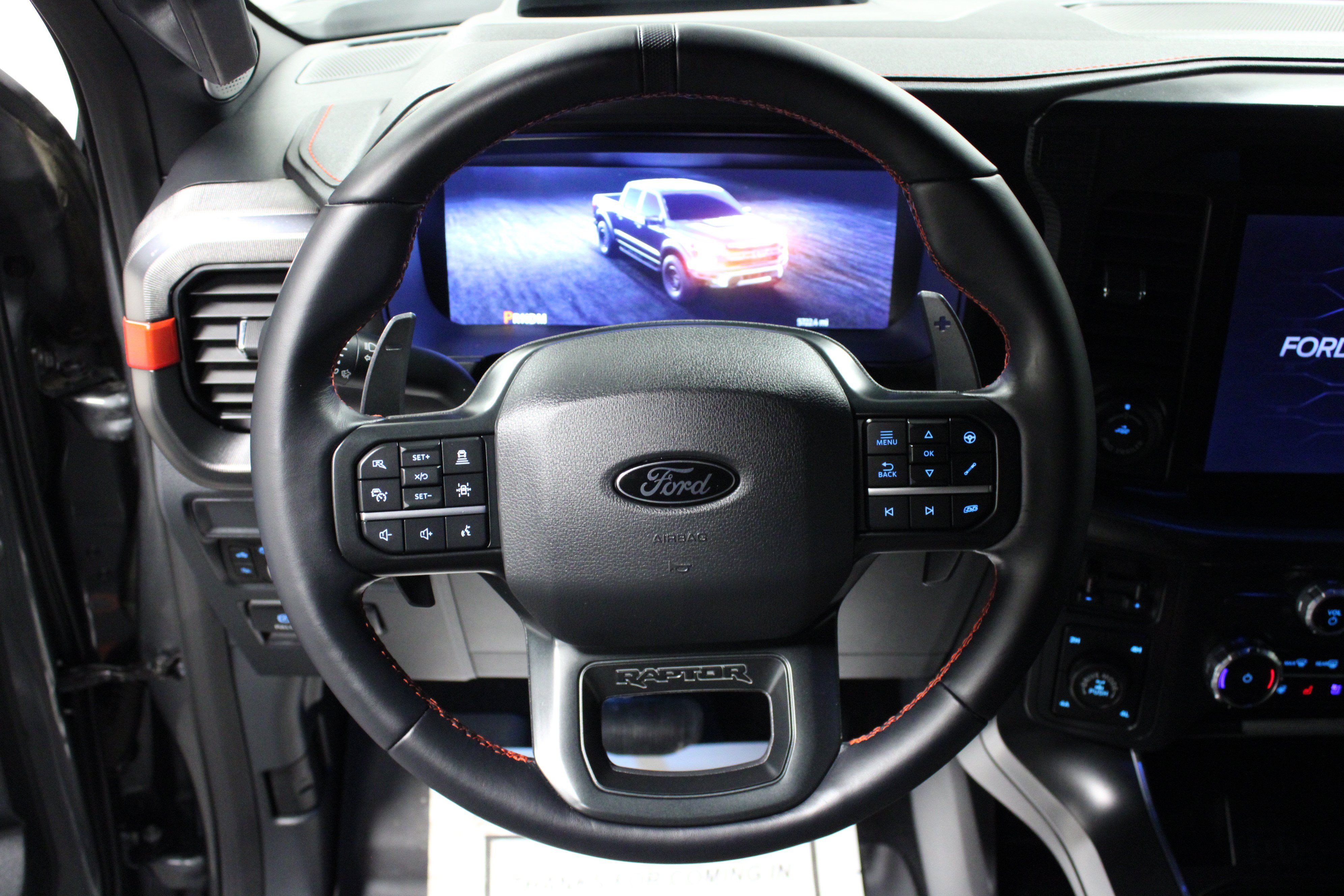 Used 2025 Ford F150 Raptor AWD/4WD image 17