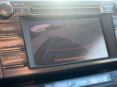 Used 2013 Toyota RAV4 XLE AWD/4WD image 23