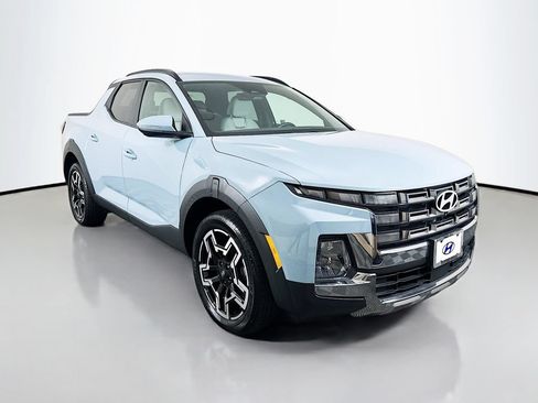 Certified 2025 Hyundai Santa Cruz Limited AWD/4WD image 3