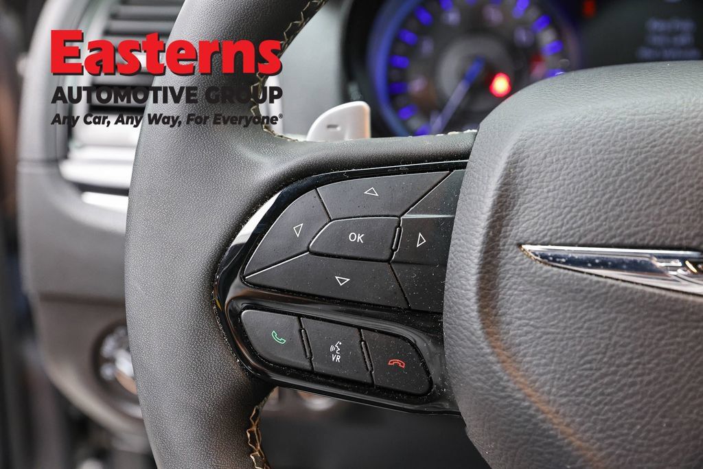 Used 2023 Chrysler 300 S RWD image 16