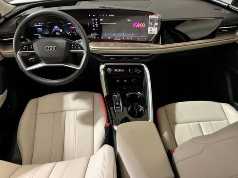 New 2025 Audi Q5 Premium Plus image 11