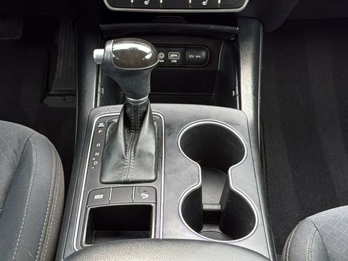 Used 2018 Kia Sorento FWD image 26