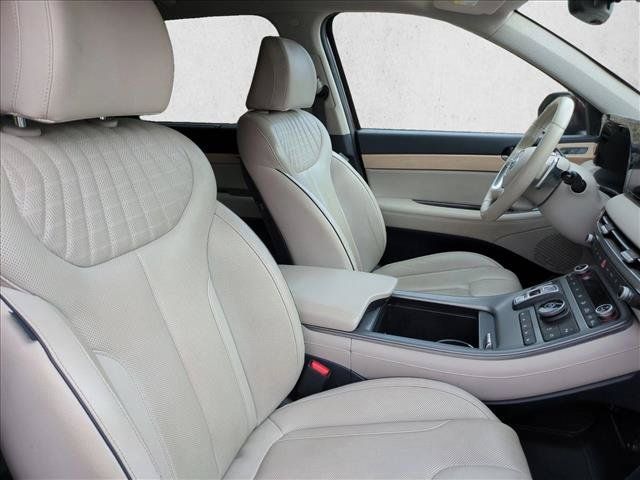 Used 2024 Hyundai Palisade Limited FWD image 22
