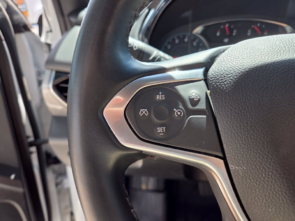 Used 2023 Chevrolet Traverse LT FWD image 31