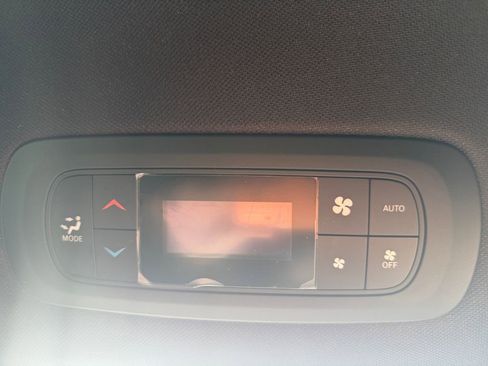 New 2026 Chrysler Voyager LX image 16