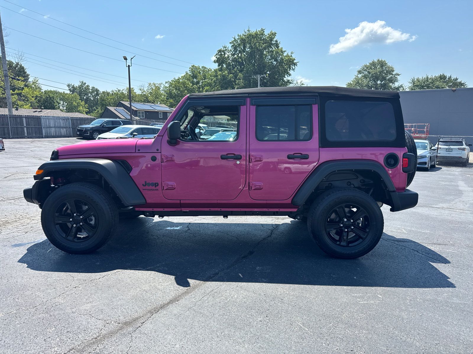 Used 2022 Jeep Wrangler Unlimited Sport AWD/4WD image 3