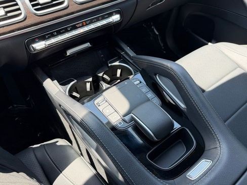 Used 2025 Mercedes-Benz GLE 350 4MATIC image 23