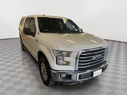 Used 2016 Ford F150 XLT w/ Equipment Group 302A Luxury image 5