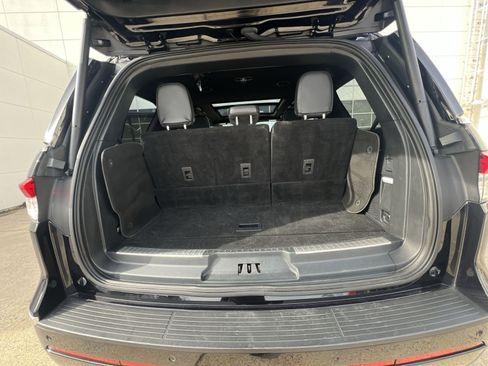 Used 2023 Lincoln Navigator Reserve image 27