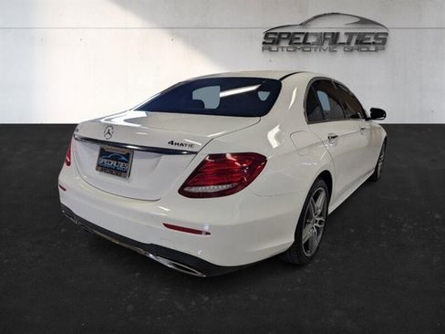 Used 2020 Mercedes-Benz E 350 4MATIC Sedan w/ Premium Package image 10