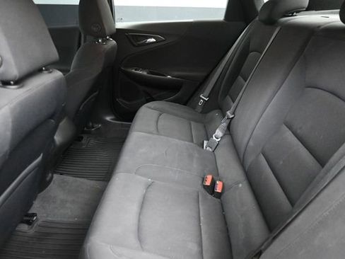 Used 2022 Chevrolet Malibu LS FWD image 19