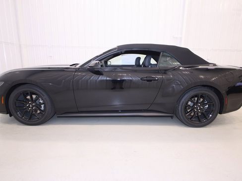 New 2025 Ford Mustang Premium image 5