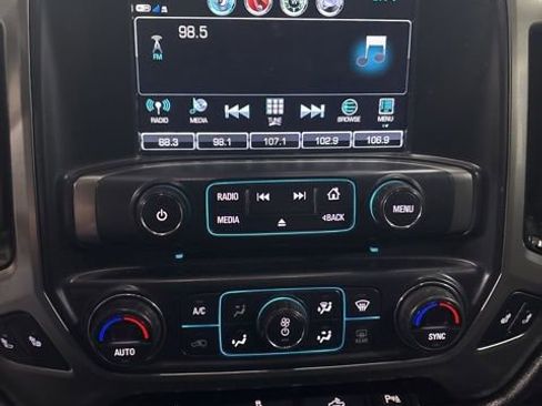 Used 2018 Chevrolet Silverado 1500 LT w/ All Star Edition image 19