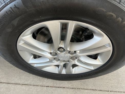 Used 2018 Buick Enclave Essence w/ Trailering Package AWD/4WD image 39