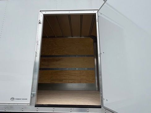 New 2026 Isuzu FTR RWD image 9