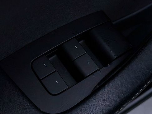 Used 2022 Tesla Model 3 Long Range image 16