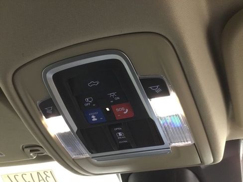 Used 2021 RAM 1500 Laramie image 35