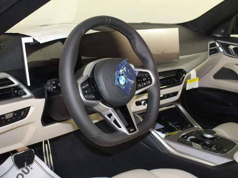 Used 2026 BMW 430i 430i w/ M Sport Package image 4