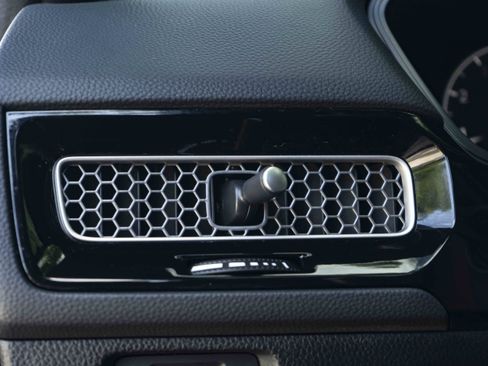 Used 2025 Honda Civic Sport image 38