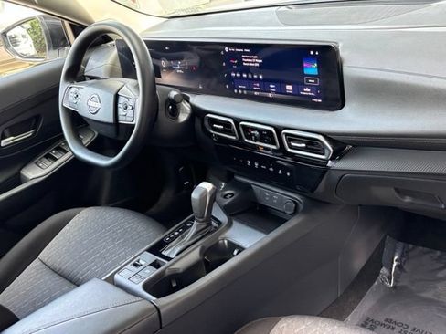 Used 2026 Nissan Sentra SV w/ Floor Mat Package FWD image 27