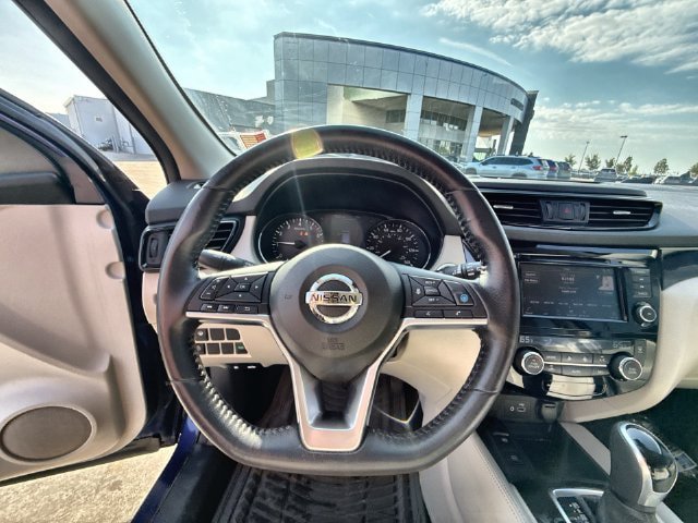 Used 2019 Nissan Rogue Sport SL w/ Premium Package FWD image 14