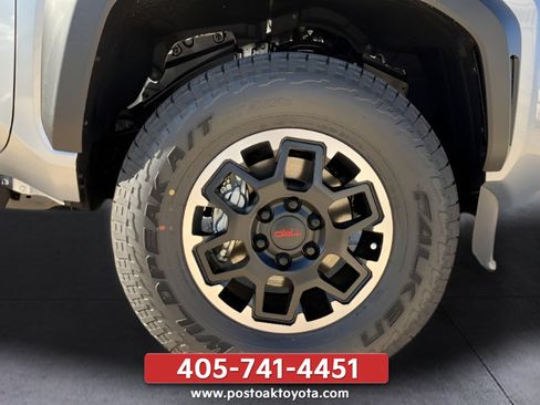 New 2026 Toyota Tacoma TRD Off-Road AWD/4WD image 9