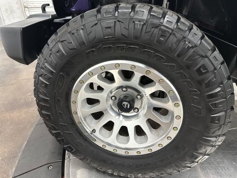 Used 2017 Jeep Wrangler Unlimited Sport w/ Quick Order Package 23S image 25