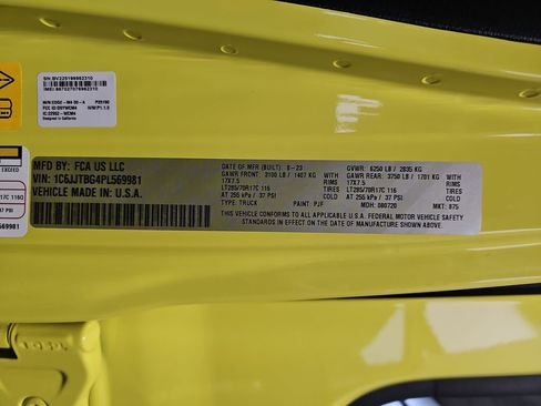 Used 2023 Jeep Gladiator Rubicon w/ LED Lighting Group image 33