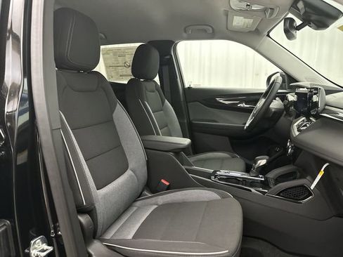 New 2026 Chevrolet TrailBlazer LT w/ Convenience Package image 25