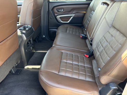 Used 2021 Nissan Titan Platinum Reserve image 21