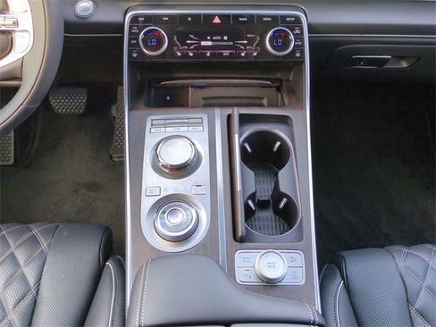 Certified 2024 Genesis GV80 3.5T Prestige Signature image 17