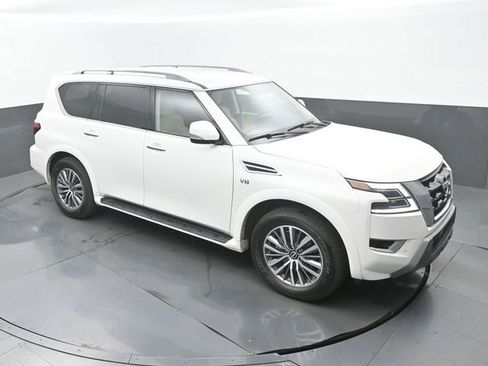 Used 2022 Nissan Armada SV w/ SV Appearance Package image 13