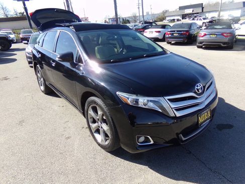 Used 2015 Toyota Venza Limited image 35