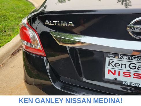 Used 2013 Nissan Altima 2.5 SL w/ 2.5 Moonroof Pkg FWD image 16