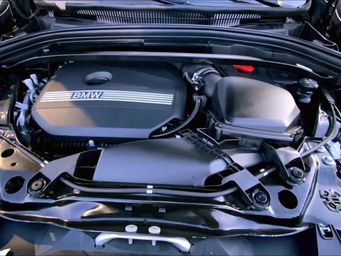 Certified 2025 BMW X1 xDrive28i w/ Convenience Package image 29