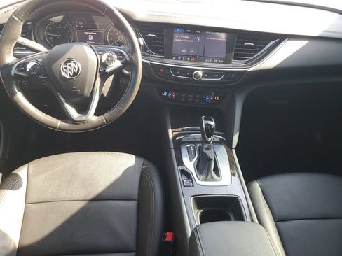 Used 2019 Buick Regal Essence w/ Driver Confidence Package I AWD/4WD image 10