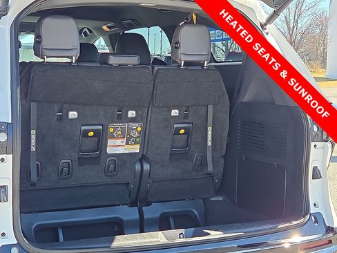 Used 2023 Toyota Sienna XSE w/ XSE Plus Package image 9