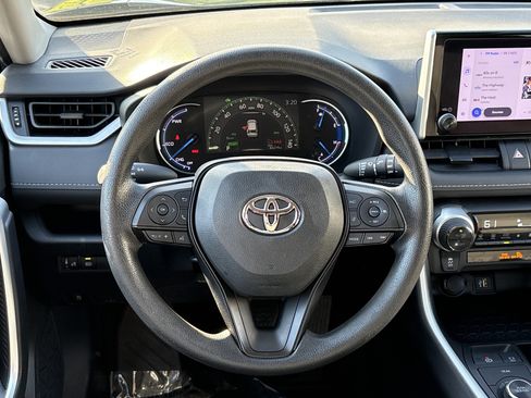 Used 2023 Toyota RAV4 XLE AWD/4WD image 21
