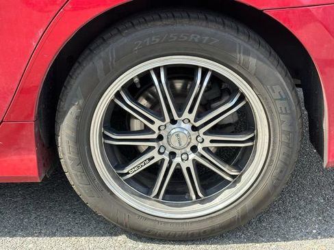 Used 2013 Toyota Camry SE FWD image 13