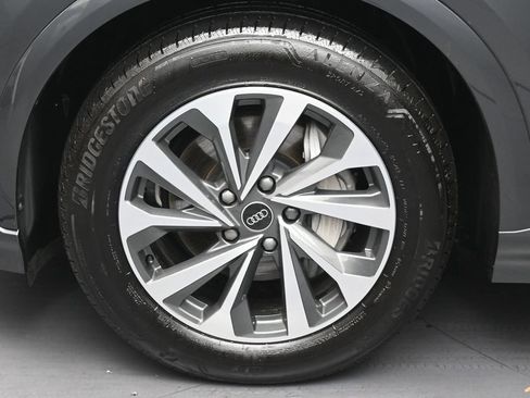 Used 2025 Audi Q6 e-tron Prestige w/ Black Warm Weather Package AWD/4WD image 35