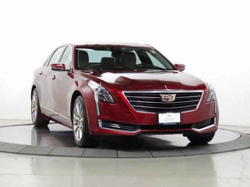 Used 2018 Cadillac CT6 Luxury image 8