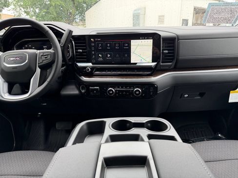 New 2026 GMC Sierra 2500 SLE w/ SLE Value Package; AWD/4WD image 20