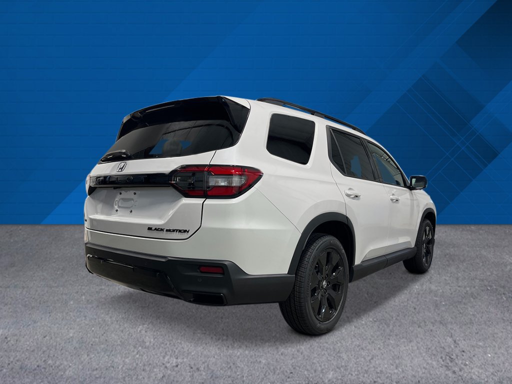 New 2026 Honda Pilot Black Edition image 4